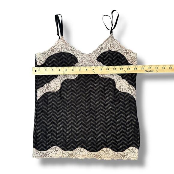 Ofuon Cami Top - Picture 4 of 5